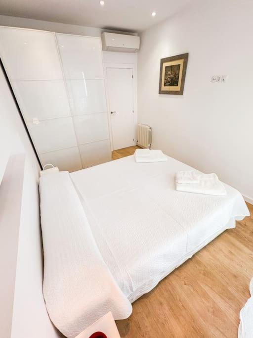Anna & Thomas - Sitges Center Apt Екстериор снимка